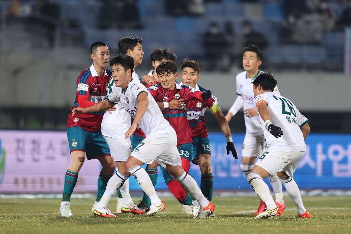 Nhận định Gangwon vs Daejeon 17h00 ngày 19/7: Nối dài mạch thắng Nhận định Gangwon vs Daejeon 17h00 ngày 19/7: Nối dài mạch thắng