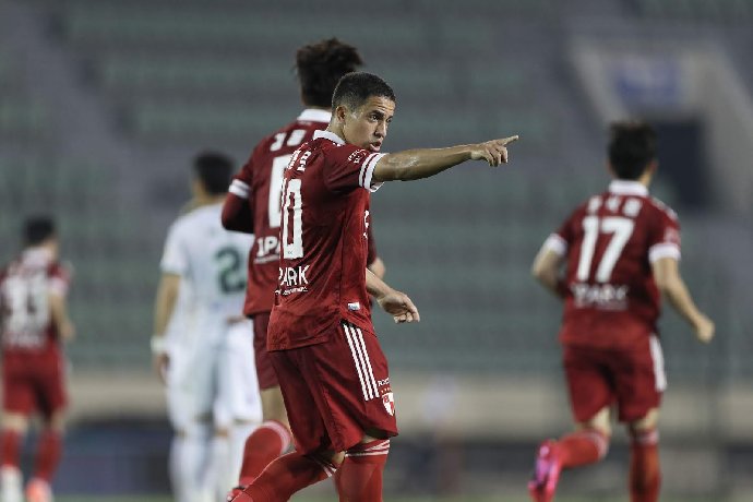  Nhận định Busan IPark vs Suwon Samsung Bluewings, 17h00 ngày 6/9: Khách có quà