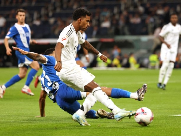  Nhật định phạt góc Alaves vs Real Madrid, 3h ngày 15/12