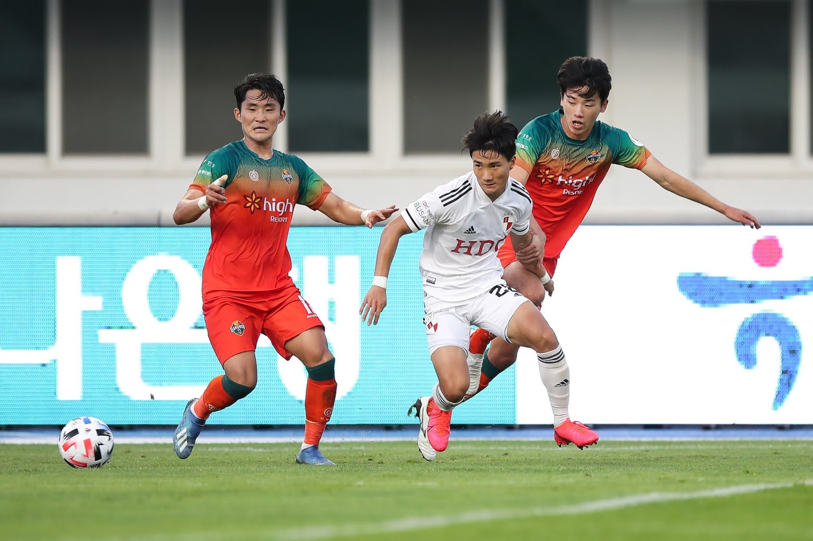 Nhận định Gimcheon Sangmu vs Gangwon, 14h30 ngày 8/11: Sức bật ở sân nhà - Ảnh 4