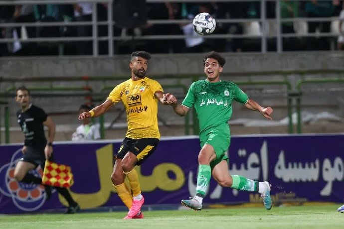  Nhận định Zob Ahan Esfahan vs Tractor 19h45 ngày 9/12: Khách lấn át chủ