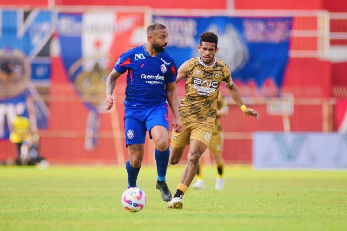 Nhận định Arema vs PSBS Biak Numfor 15h30 ngày 11/8: Đối thủ cân tài Nhận định Arema vs PSBS Biak Numfor 15h30 ngày 11/8: Đối thủ cân tài