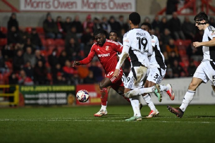  Nhận định Salford City vs Swindon Town, 2h45 ngày 21/1: Kịch bản khó lường