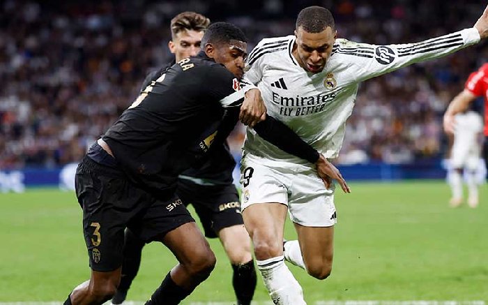 Nhận định, Soi kèo Real Madrid vs Valencia 3h00 ngày 2/11: Khó cản Los Blancos  Nhận định, Soi kèo Real Madrid vs Valencia 3h00 ngày 2/11: Khó cản Los Blancos