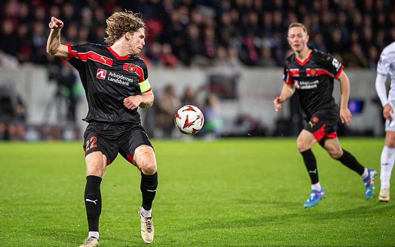 Nhận định Midtjylland vs Genk 0h45 ngày 12/12: Chủ nhà tự tin hơn - Ảnh 1