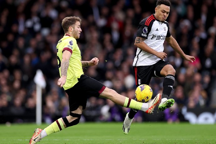  Nhật định phạt góc Burnley vs Fulham, 0h30 ngày 14/12