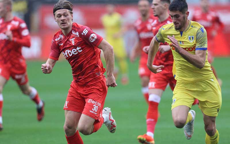 Nhận định UTA Arad vs Petrolul Ploiesti 22h30 ngày 8/12: Nối dài mạch thắng - Ảnh 1