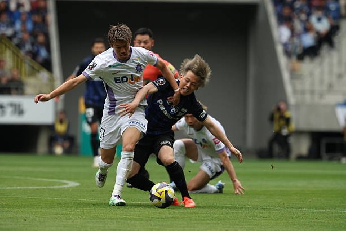  Nhận định Sanfrecce Hiroshima vs Gamba Osaka 17h00 ngày 16/8: Chủ nhà thắng thế
