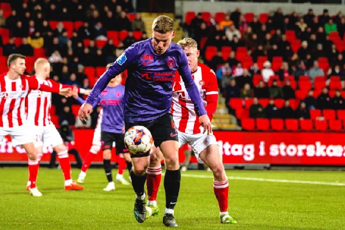  Nhận định Esbjerg vs Aalborg 00h00 ngày 20/08: Khách lấn chủ