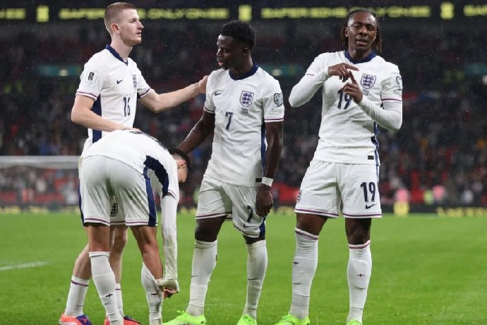  Nhật định phạt góc Anh vs Uruguay, 02h45 ngày 28/03