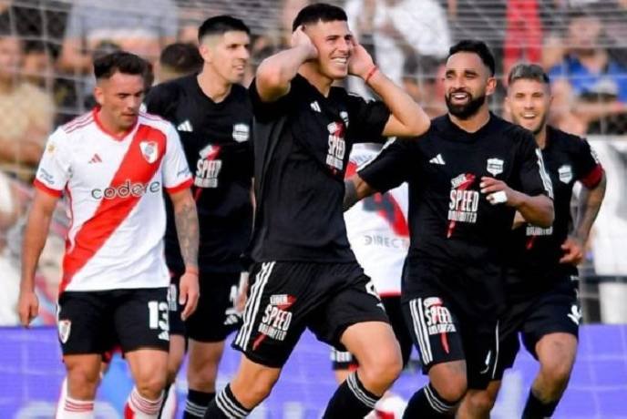  Nhận định Deportivo Riestra vs Sarmiento Junin, 1h ngày 26/08: Chủ nhà bất lợi