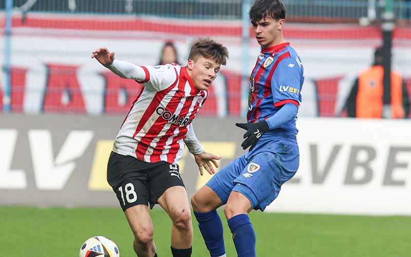 Nhận định Cracovia Krakow vs Piast Gliwice 0h00 ngày 28/2: Khó thua trên sân nhà - Ảnh 1