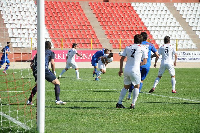  Nhận định Kahramanmarasspor vs Osmaniyespor 18h00 ngày 4/9: Trận thắng vất vả