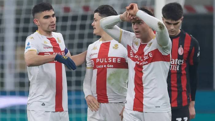  Nhật định phạt góc Genoa vs Cagliari, 0h30 ngày 13/01