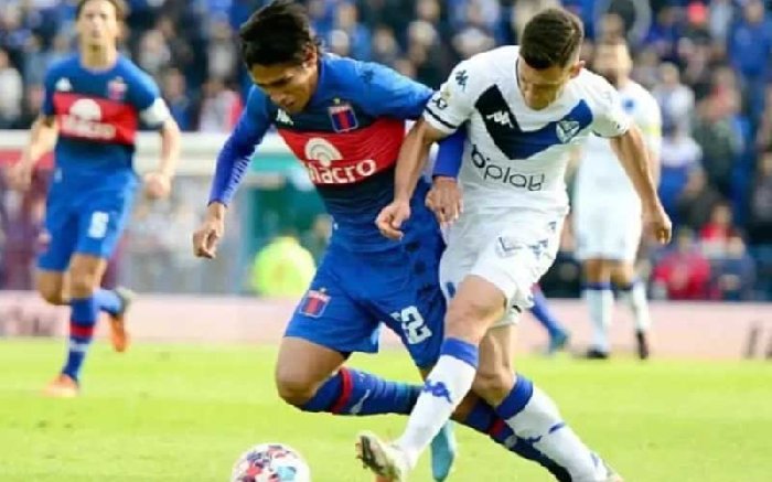 Nhận định Velez Sarsfield vs Tigre 7h15 ngày 15/7: Trắng tay trở về nhà Nhận định Velez Sarsfield vs Tigre 7h15 ngày 15/7: Trắng tay trở về nhà