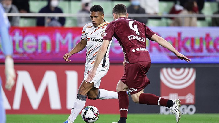  Nhận định Vissel Kobe vs Yokohama FC, 17h00 ngày 16/8: Tận dụng cơ hội
