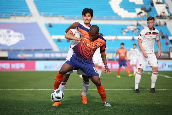  Nhận định Gangwon vs FC Seoul 17h00 ngày 13/9: Chủ nhà lép vế