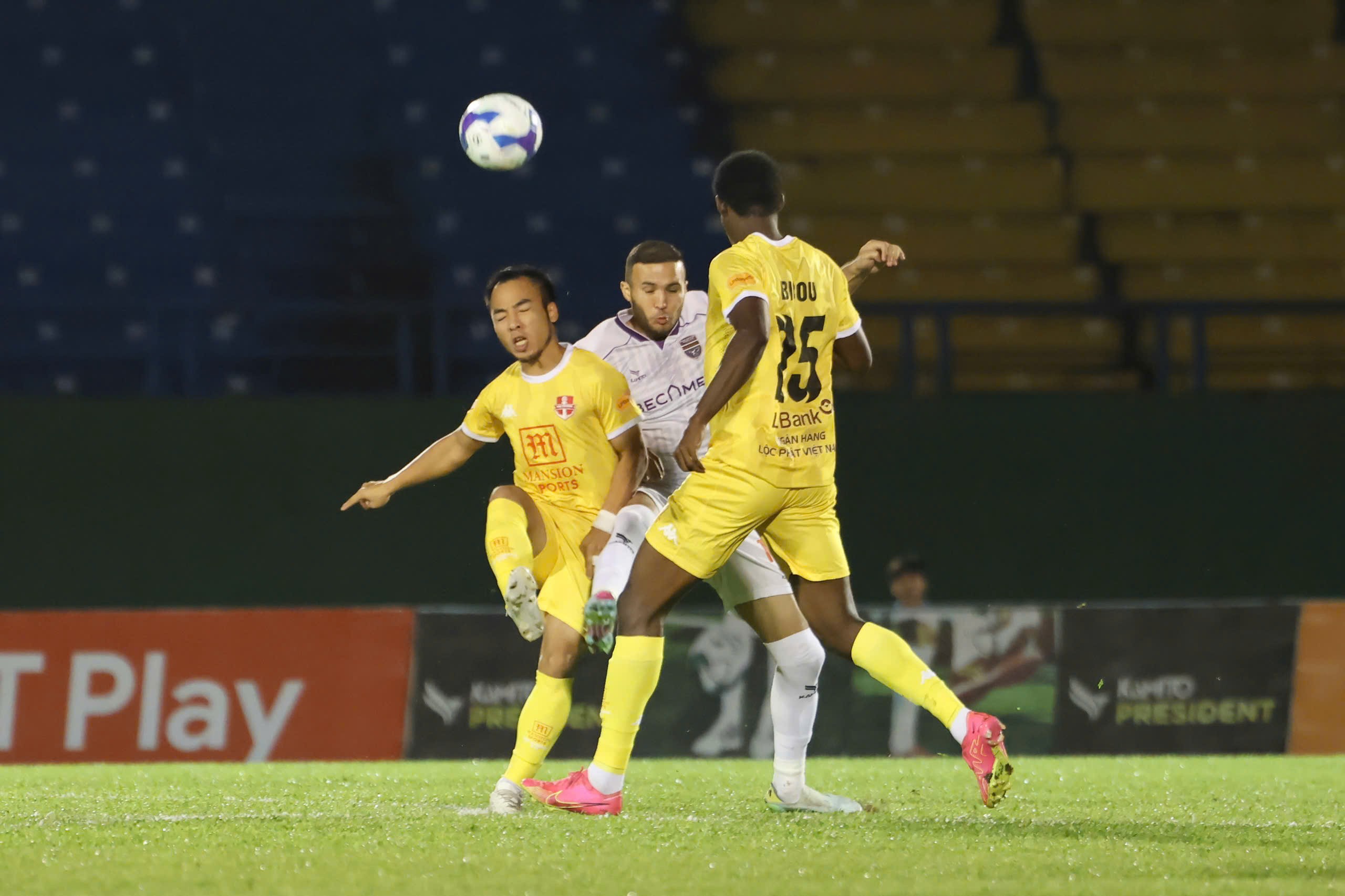 Nhận định Becamex TP.HCM vs Hải Phòng 18h00 ngày 5/11: Chủ nhà khủng hoảng - Ảnh 4