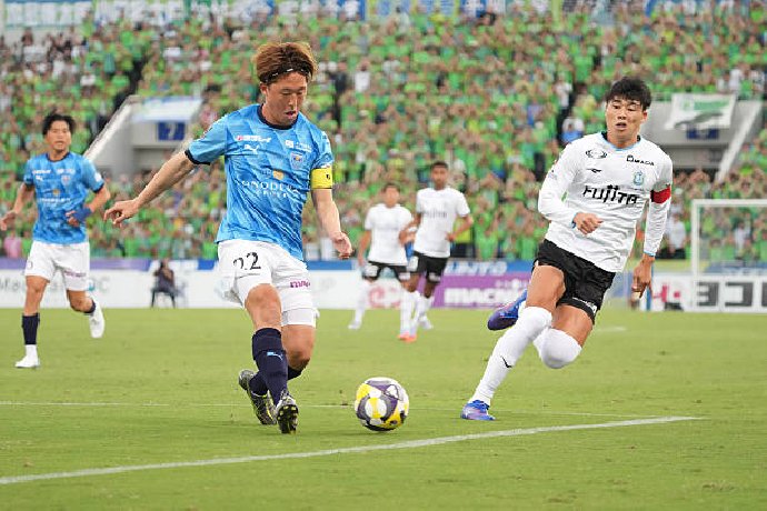  Nhận định Yokohama vs Shonan Bellmare 12h00 ngày 28/3: Đối thủ cũ giải đấu mới