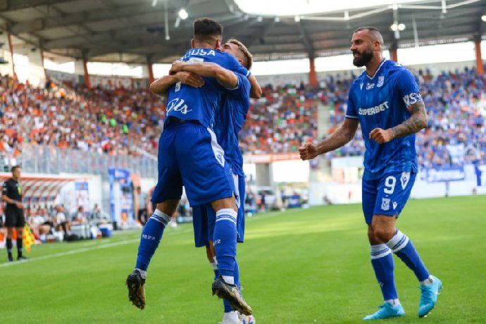  Nhận định Lech Poznan vs Rapid Wien 23h45 ngày 02/10: Bất phân thắng bại