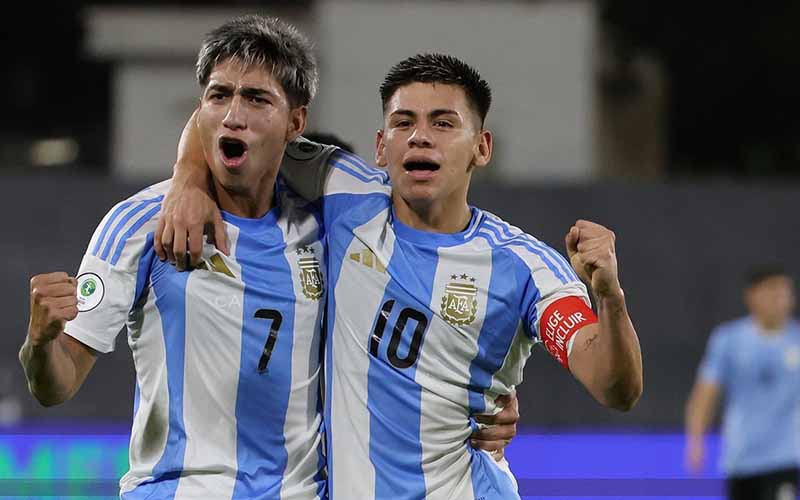 Nhận định U20 Argentina vs U20 Italia 6h00 ngày 5/10: Ngôi đầu trong tay - Ảnh 1
