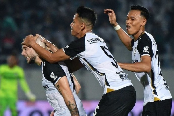 Nhận định Terengganu vs Kuching City, 20h00 ngày 5/12: Bám đuổi ngôi đầu