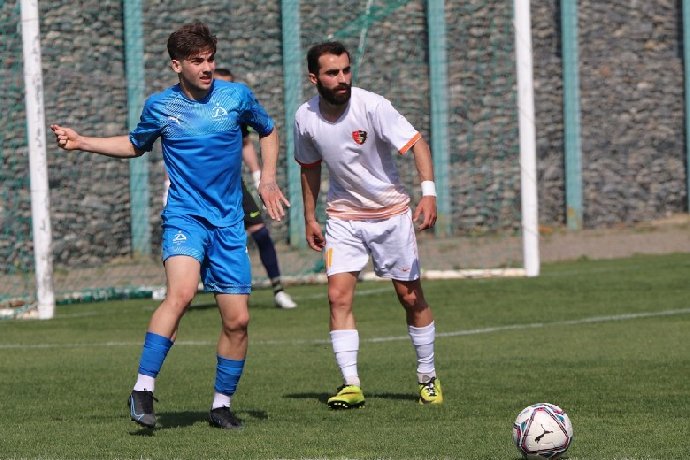  Nhận định Gareji Sagarejo vs Dinamo Batumi, 23h00 ngày 11/8: Bám đuổi nhóm đầu