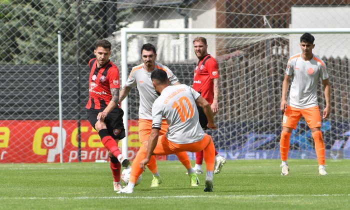  Nhận định Metaloglobus Bucuresti vs Csikszereda, 21h00 ngày 4/2: Lợi thế sân nhà