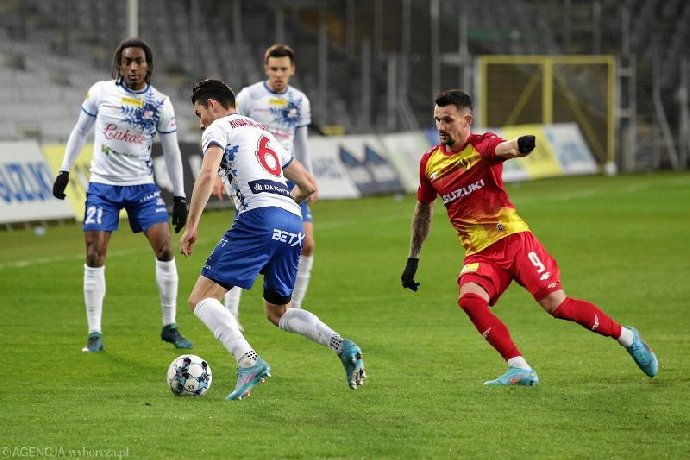  Nhận định Podbeskidzie vs CWKS Resovia Rzeszow 23h00 ngày 05/08: Chủ nhà khó thắng