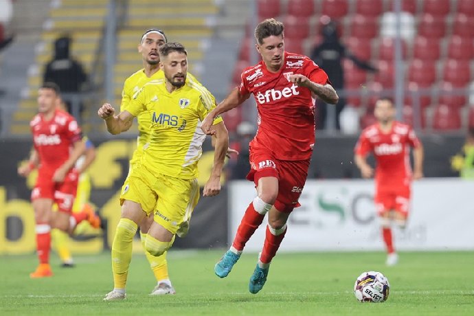 Nhận định Petrolul Ploiesti vs UTA Arad, 1h30 ngày 02/08: Niềm vui chủ nhà Nhận định Petrolul Ploiesti vs UTA Arad, 1h30 ngày 02/08: Niềm vui chủ nhà