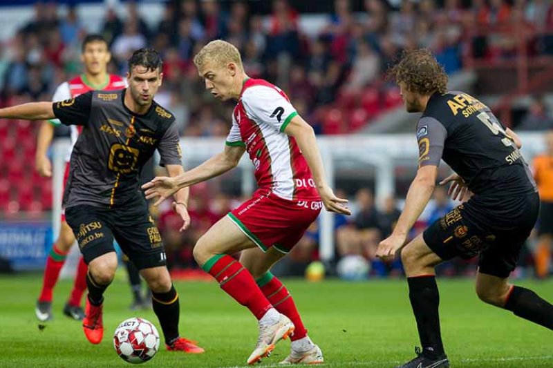 Nhận định, Soi kèo Westerlo vs Zulte Waregem 21h00 ngày 02/08: Hòa là đẹp - Ảnh 1
