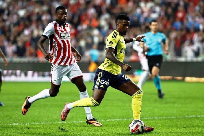 Nhận định Fenerbahce vs Samsunspor 00h00 ngày 09/03: Chủ thắng tối thiểu