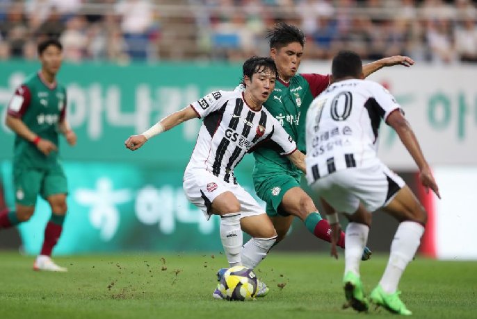 Nhận định, Soi kèo Anyang vs Ulsan Hyundai 14h30 ngày 1/11: Bước ngoặt trụ hạng  Nhận định, Soi kèo Anyang vs Ulsan Hyundai 14h30 ngày 1/11: Bước ngoặt trụ hạng