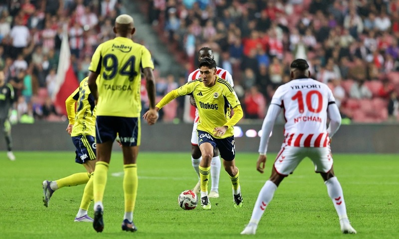 Nhận định Fenerbahce vs Samsunspor 0h30 ngày 7/1: Tiến vào chung kết - Ảnh 1