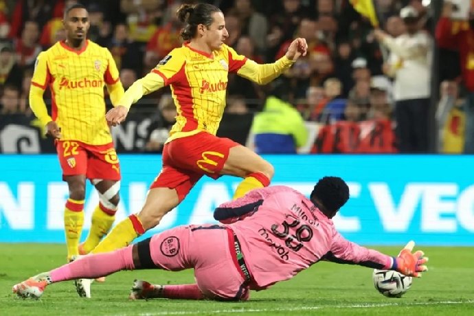  Nhận định Lorient vs Lens 23h00 ngày 14/3: Đánh chiếm ngôi đầu