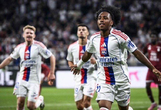  Nhận định Utrecht vs Lyon, 2h ngày 26/09: Đánh bại chủ nhà