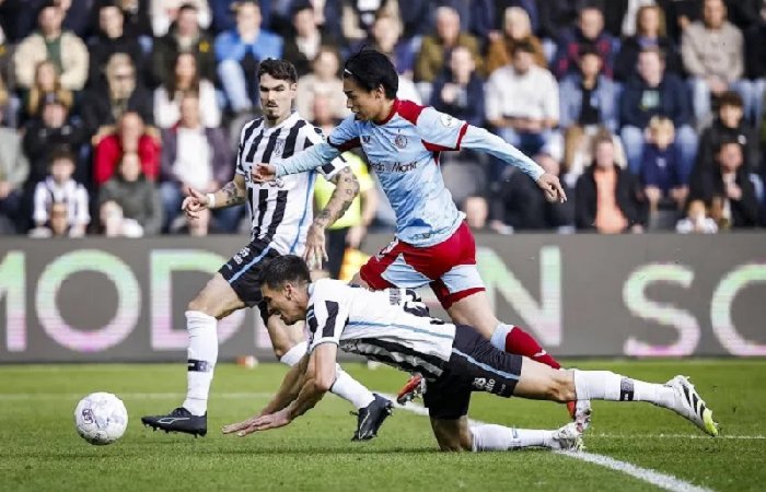  Nhận định Feyenoord vs Heracles Almelo 22h45 ngày 25/1: Tìm lại niềm vui