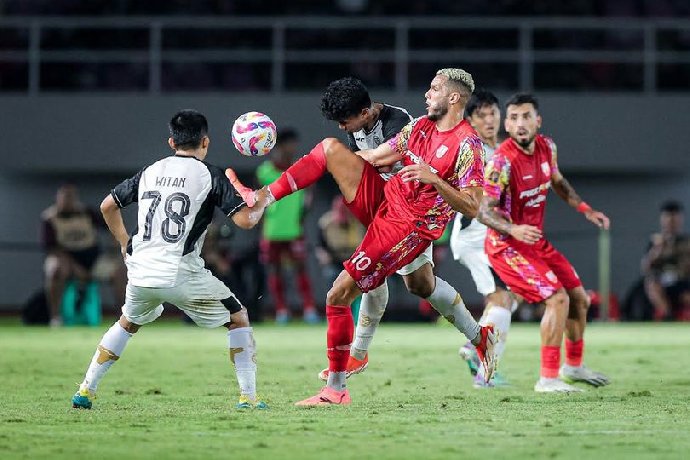  Nhận định Borneo vs Persis Solo 19h00 ngày 22/9: Tiếp tục toàn thắng