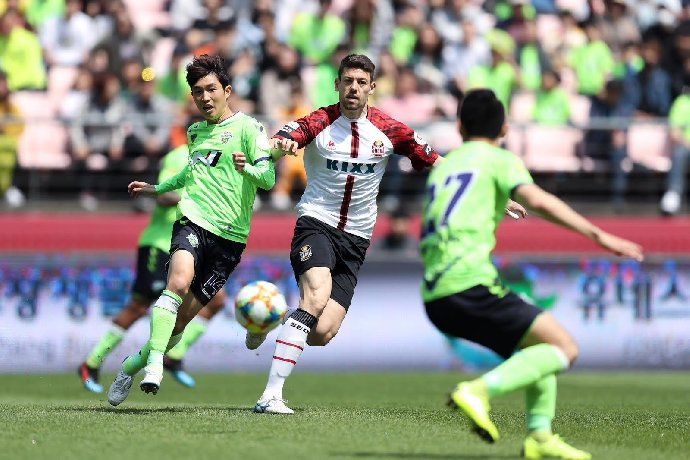 Nhận định Jeonbuk Hyundai Motors vs Gangwon 17h30 ngày 23/7: Thị uy sức mạnh Nhận định Jeonbuk Hyundai Motors vs Gangwon 17h30 ngày 23/7: Thị uy sức mạnh