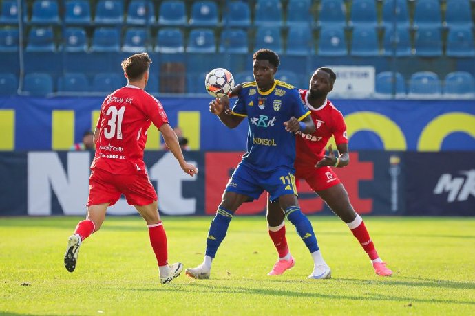  Nhận định UTA Arad vs Unirea Slobozia, 23h00 ngày 22/8: Bứt khỏi đối thủ