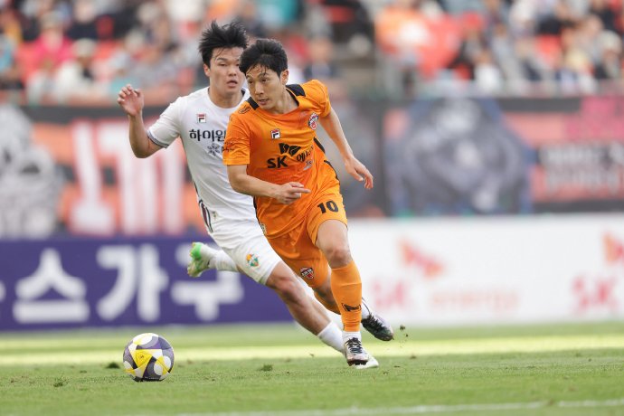  Nhận định Jeju SK vs Gangwon 17h00 ngày 15/8: Chủ nhà lép vế
