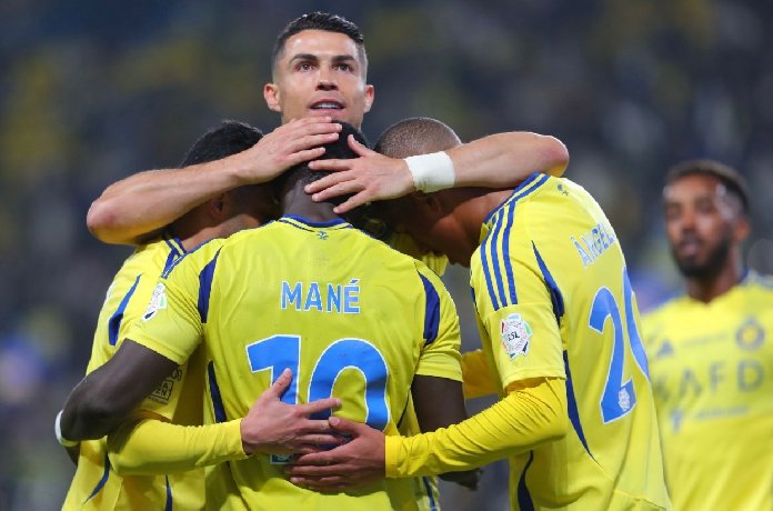  Nhật định phạt góc Al Nassr vs Al Taawoun, 0h30 ngày 27/01