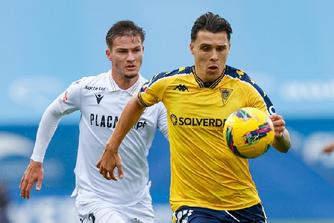  Nhận định Vitoria Guimaraes vs Estoril Praia, 0h ngày 17/08: Ưu thế sân nhà