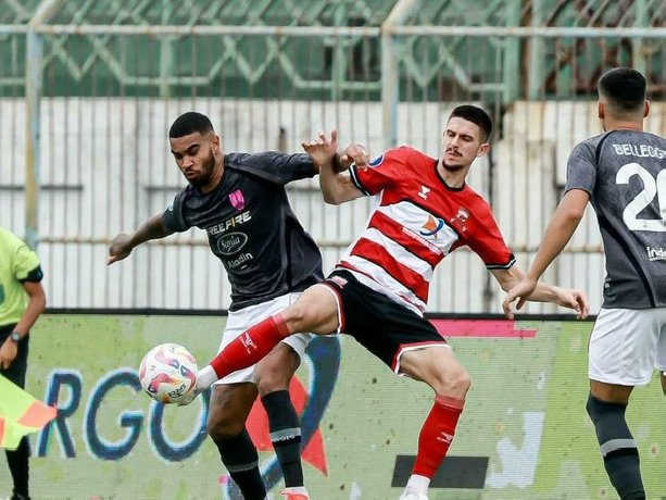 Nhận định Madura United vs Persis Solo, 19h00 ngày 9/8: Tin vào chủ nhà Nhận định Madura United vs Persis Solo, 19h00 ngày 9/8: Tin vào chủ nhà