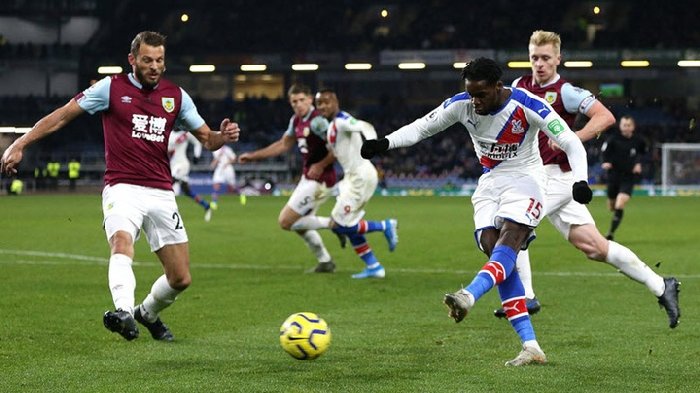  Nhật định phạt góc Crystal Palace vs Burnley, 2h30 ngày 12/02