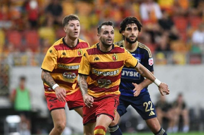  Nhận định Middelfart vs Silkeborg, 22h ngày 03/09: Chênh lệch đẳng cấp