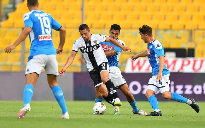  Nhật định phạt góc Napoli vs Parma, 0h30 ngày 15/01