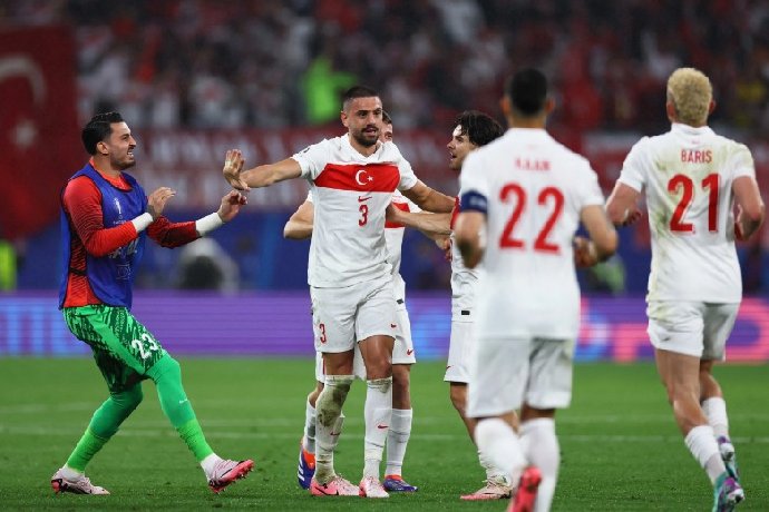 Nhận định Thổ Nhĩ Kỳ vs Romania, 0h00 ngày 27/3: Điểm mạnh phát huy