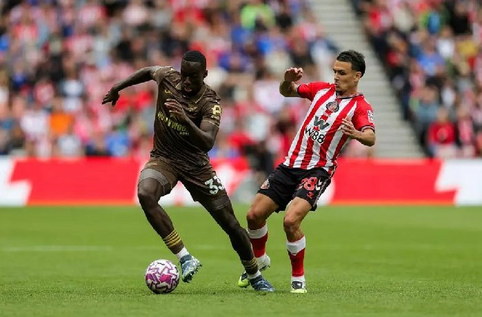  Nhật định phạt góc Brentford vs Sunderland, 2h30 ngày 08/01