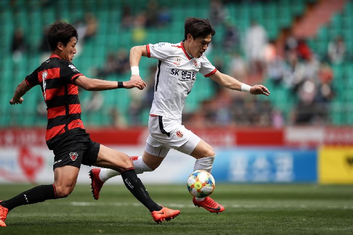  Nhận định Pohang Steelers vs Jeju SK 17h00 ngày 21/9: Ưu thế cho chủ nhà